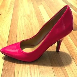 HOT pink Nine West Heels